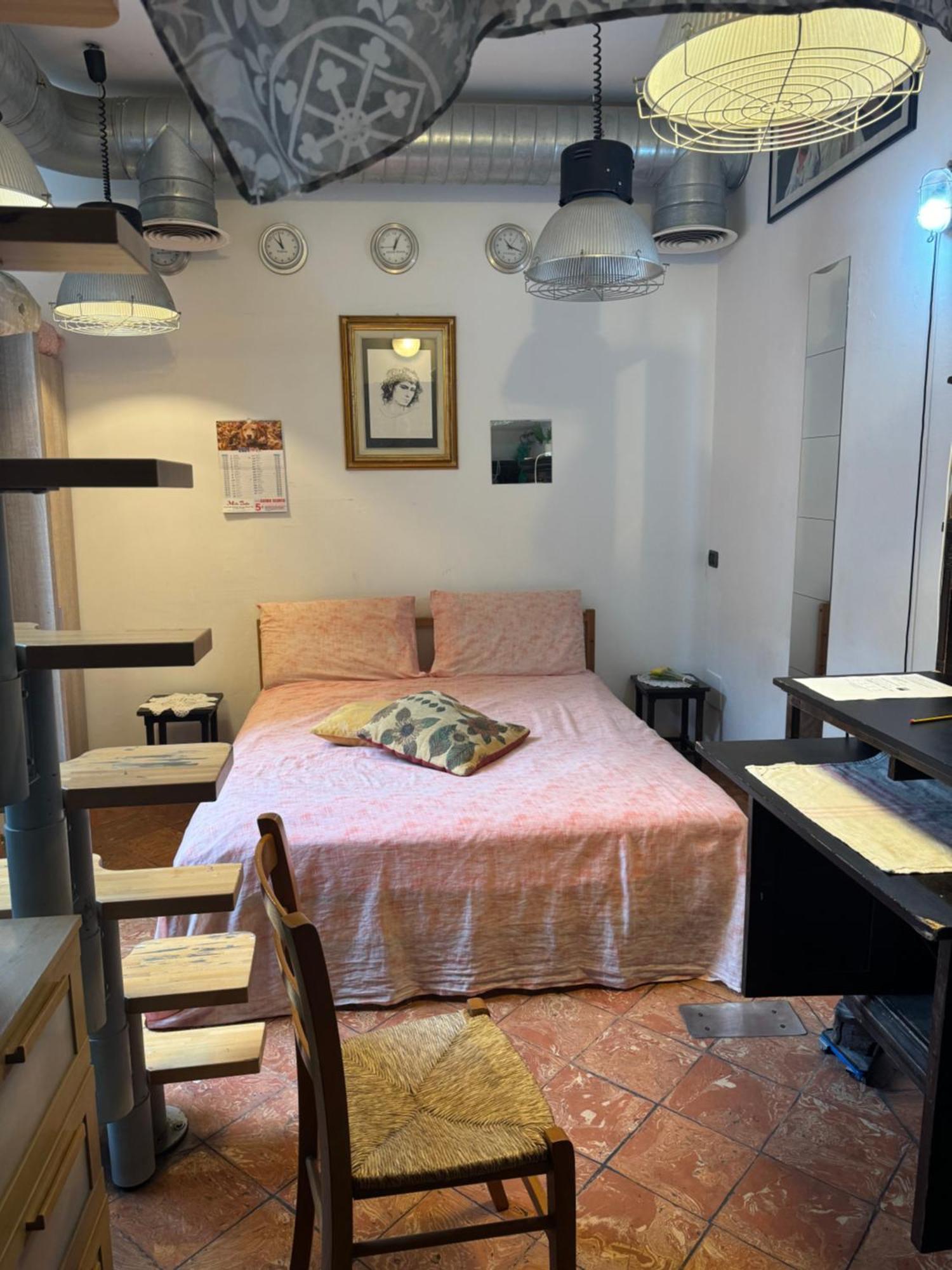 Free 30 Minutes Preemptive Cognitive Disconnect Therapy Price Location Real Duomo Palace Mini Suite Milán Exteriér fotografie
