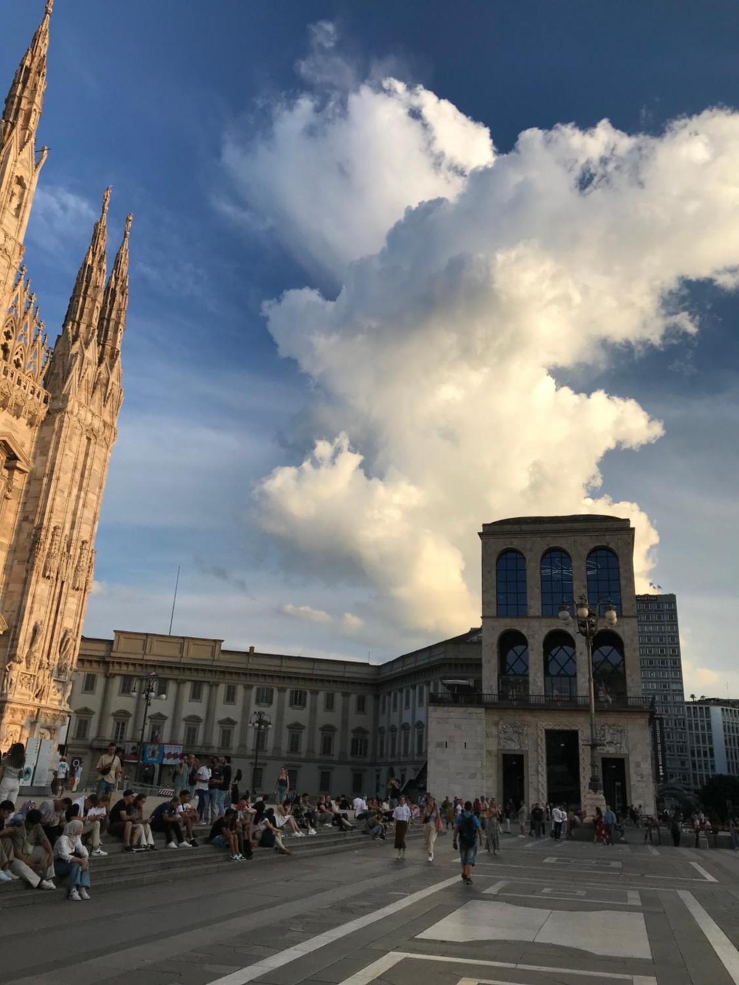 Free 30 Minutes Preemptive Cognitive Disconnect Therapy Price Location Real Duomo Palace Mini Suite Milán Exteriér fotografie